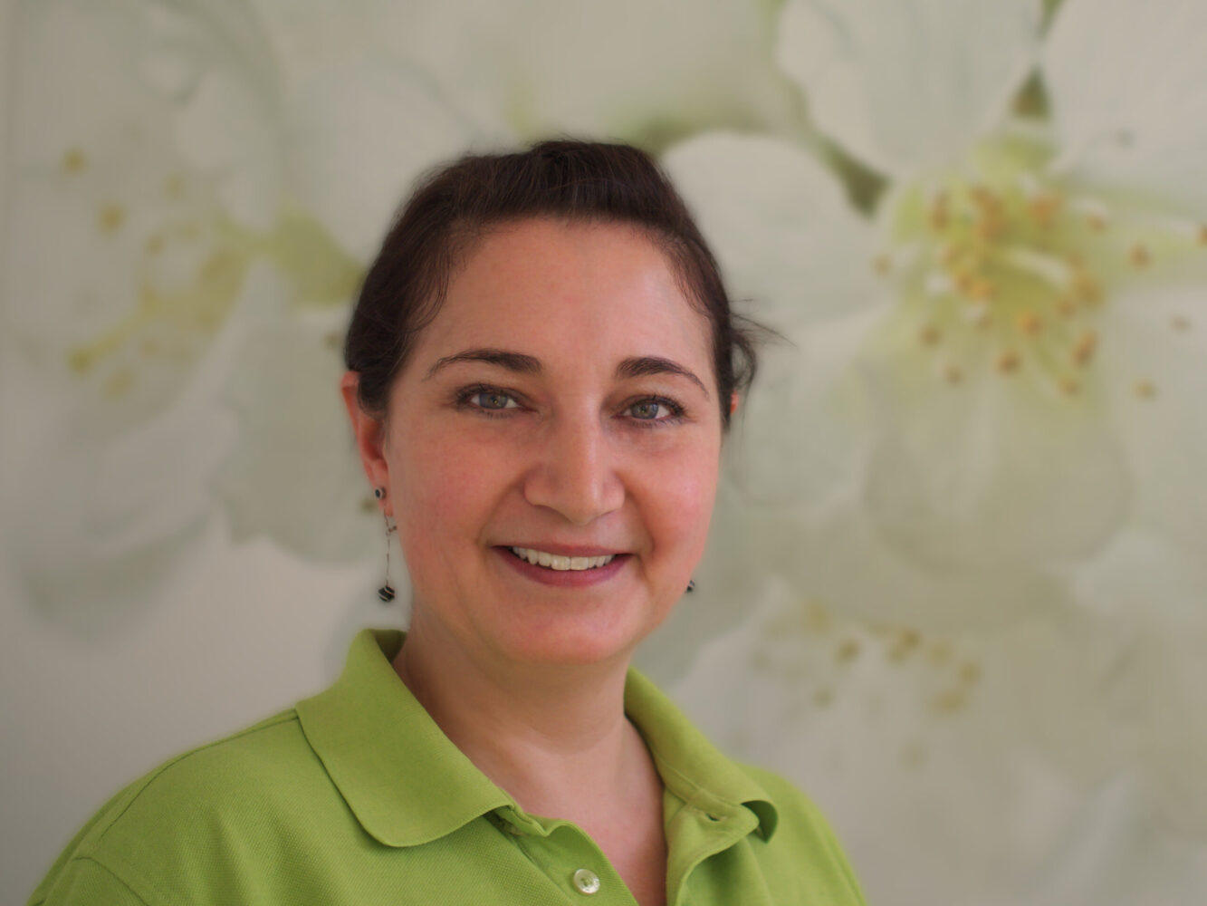 Portrait angestellte Physiotherapeutin Julia Amend
